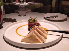 牛肉塔塔配牛油果黑橄榄酱-Solo(衡山路店)