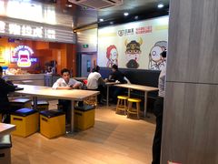 用餐区-三品王(万象城店)