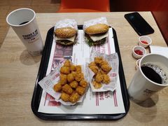 -The Habit Burger Grill 哈比特汉堡(爱琴海店)
