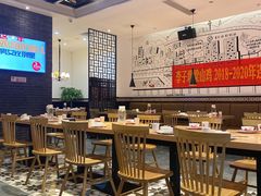 大堂-李子坝梁山鸡(北碚万达五鸡哥店)