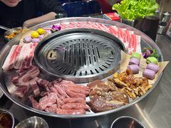 -哈哈碳都·牛肋条无限自助烤肉(宝龙店)