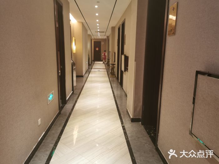 庖丁堂酒店(高新区店)图片