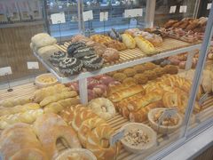 -焙丽拾光(麦凯乐直营店)