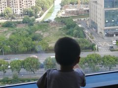 -上海虹桥西郊假日酒店