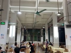 大堂-标记美食新鲜猪杂(兴南大道店)