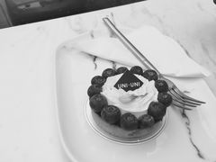 -UNI UNI(环亚凯瑟琳店)