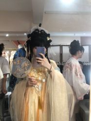 -一揽芳华汉服旗袍体验馆(拙政园店)