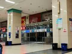 -凯旋公路客运站