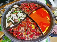 -白乐天毛肚火锅馆(南滨路店)