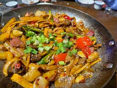 -富正毅三下锅(体育馆店)