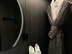 -朵兰达V酒店(成都春熙路太古里国金中心店)
