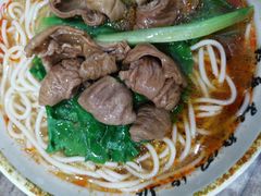 清汤肥肠面-天府面庄(天平路店)