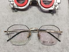 -日本手作眼镜·久川睛匠(新中关购物中心店)