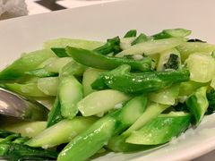 白灼芥兰-Yan Ting 宴庭中餐厅(上海静安瑞吉酒店)