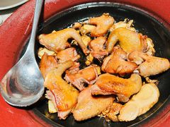 -虹潮荟·餐桌上的美食地理(太阳宫店)