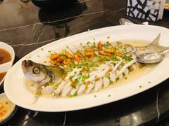 太湖鸡油蒸三鲜-湖州皇冠假日酒店-彩丰楼中餐厅