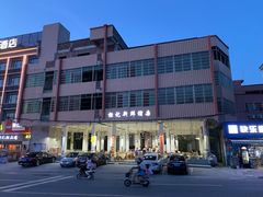 -标记美食新鲜猪杂(兴南大道店)