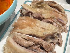 -三江源美食城