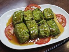 菜汁豆腐-巫记鸡饭店