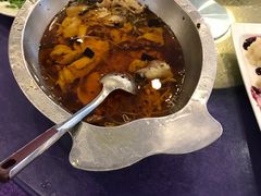 -鑫巴蜀小镇 · 水煮鱼专研店(玉桥店)