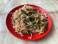 豆角焖饼-春海饭店