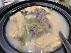-品泉餐厅·大盆鱼·走地鸡