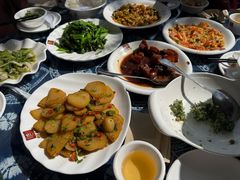 -瑞丰园庭院餐厅·白族传统家常菜