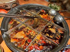 -周小明火锅(黑金冠社区店)