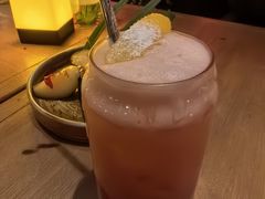 -FOUR PLAY BAR