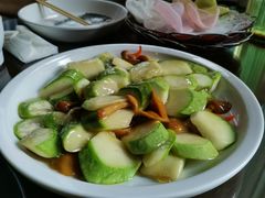 -东口码头·烧鸽子·鱼头泡饼·地方菜(金鹰悦城店)