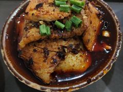 -董哥山城碗碗香(美专校街店)