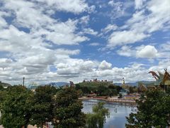 -七彩云南欢乐世界