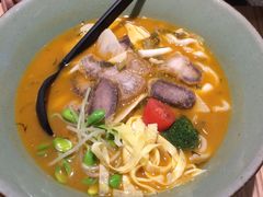 黄金脆皮猪五花面-陳八两面家(滨江天街店)