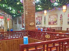 -袁小二大东北铁锅炖(吉祥村总部)