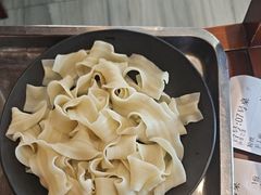 -忘情水鱼头·鲜鱼火锅(滨江中路店)