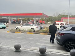 -小昆山服务区-停车场