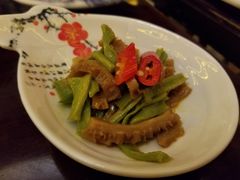 -浅深(世茂滨江精品店)