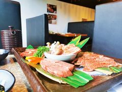 炼瓦家烤肉拼盘-炼火烤肉店