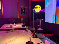 -星聚会KTV(龙湖上海奉贤天街店)
