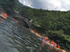 -安吉龙王山峡谷漂流