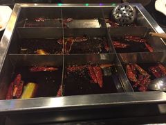 -百年川椒重庆老火锅(光谷店)