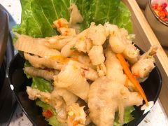 酸辣凤爪-椰子营·椰子鸡火锅(万象里店)