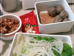 -左庭右院鲜牛肉火锅(浦江欢乐颂店)