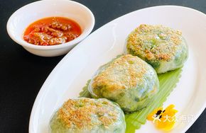 Cantonese Fried Leek Rice Cake