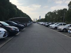 -东方体育中心·停车场