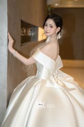 点击看大图 -艾拉·女王婚纱礼服馆