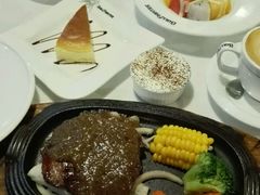 -爱丽丝牛排西餐厅(光谷步行街店)