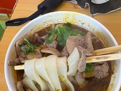 三合一生烫粉-王记生烫牛杂面馆(兰陵路店)