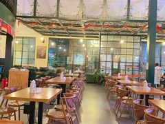 大堂-普兰达德国餐厅·德式脆皮烤猪肘·自酿啤酒(观唐店)
