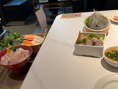 -左庭右院鲜牛肉火锅(金山万达店)